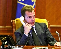 Медведев позвонил Лукашенко